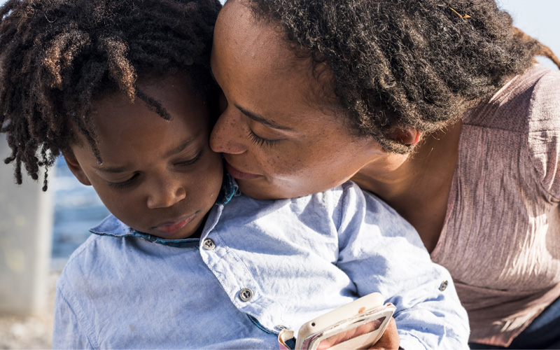 Mães de autistas: qual a visão delas sobre o acolhimento na sociedade?