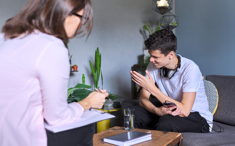 Agressividade no comportamento autista: e então, como lidar?