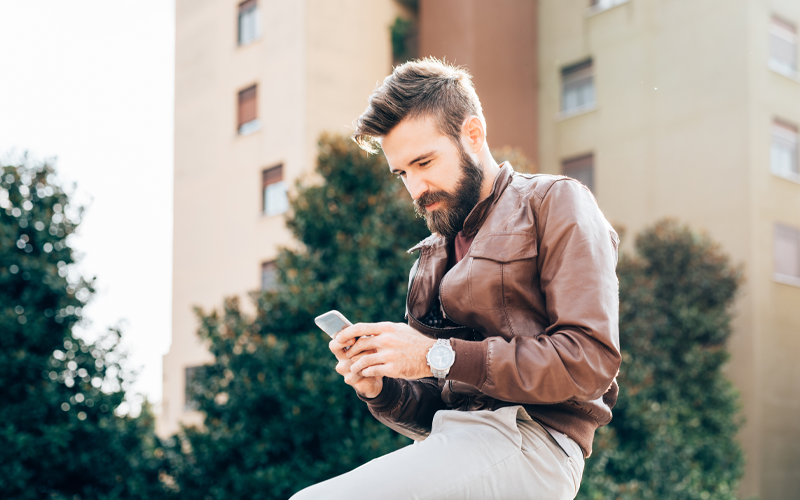 adultos autistas e adolescentes nas redes sociais